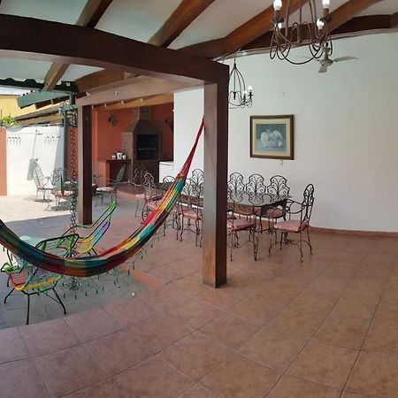 Lili'S Hostel Santa Cruz de la Sierra Kültér fotó