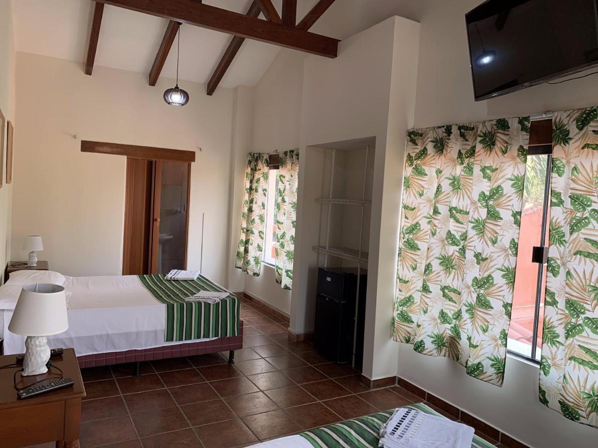 Lili'S Hostel Santa Cruz de la Sierra Kültér fotó