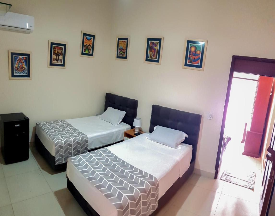 Lili'S Hostel Santa Cruz de la Sierra Kültér fotó