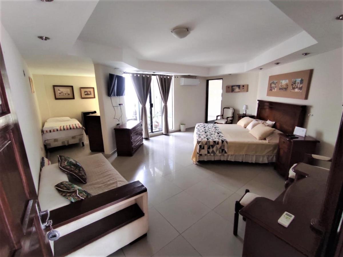 Lili'S Hostel Santa Cruz de la Sierra Kültér fotó