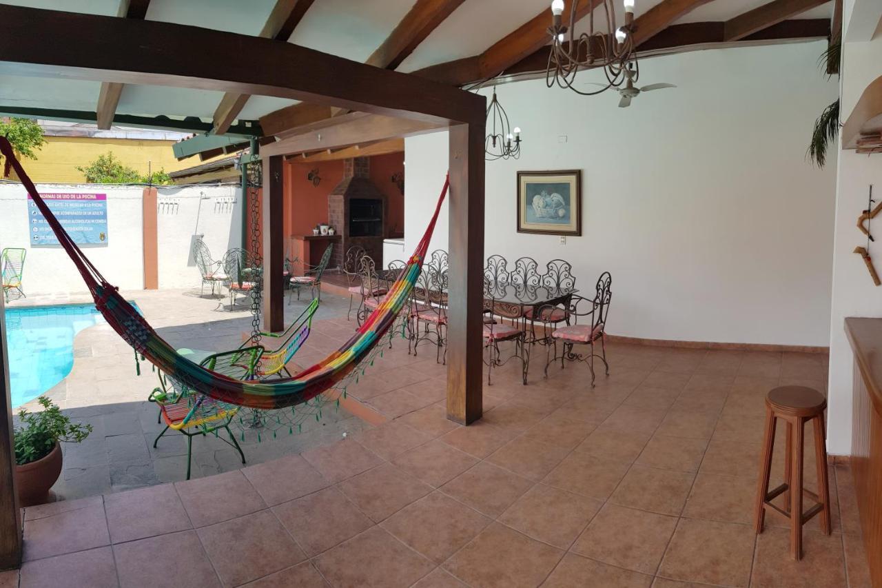 Lili'S Hostel Santa Cruz de la Sierra Kültér fotó