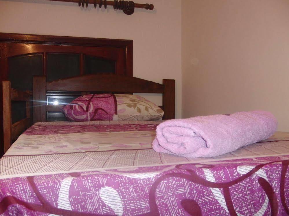Lili'S Hostel Santa Cruz de la Sierra Kültér fotó