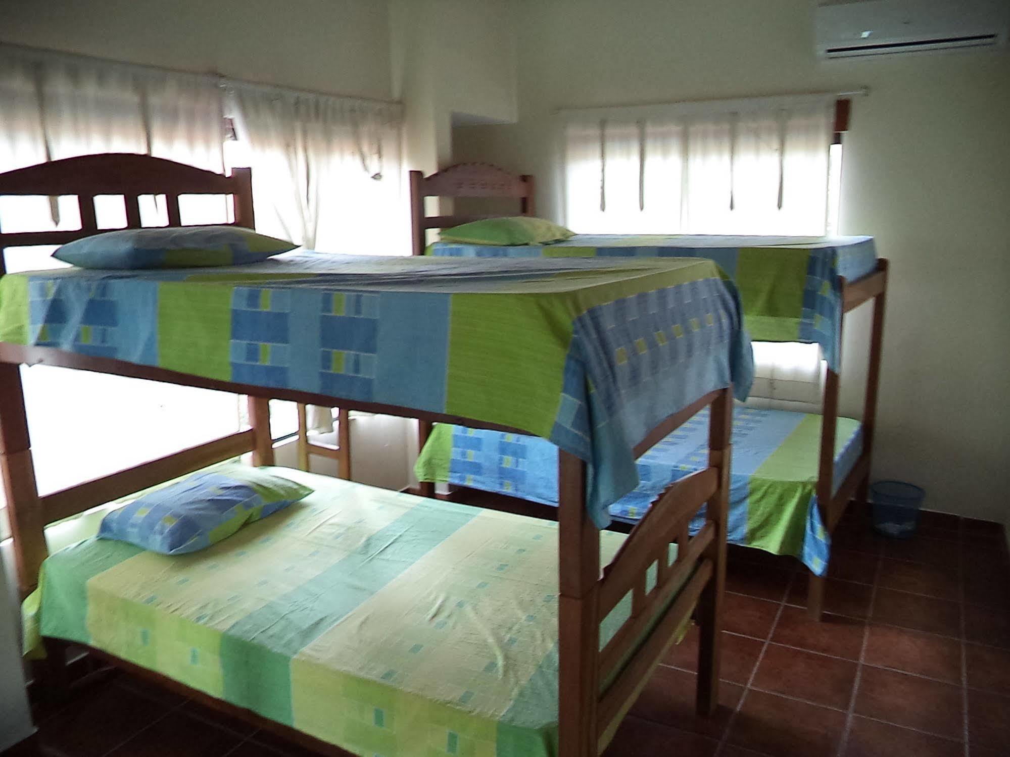 Lili'S Hostel Santa Cruz de la Sierra Kültér fotó